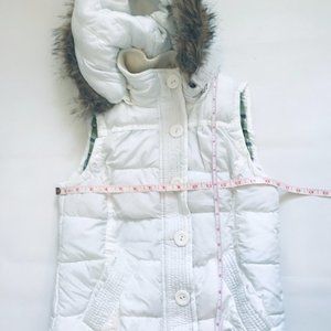 Aeropostale winter puff vest white size S/P